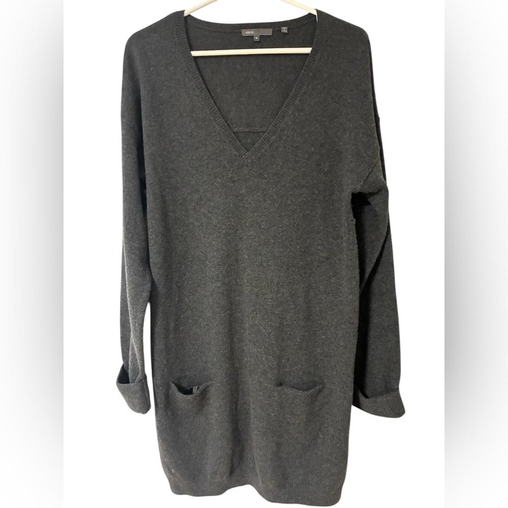 Vince Grey V-Neck Wool Sweater | Minimal Luxury Knit | Size M